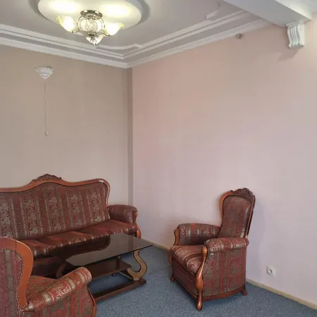 Готельний Комплекс Юхнович-3